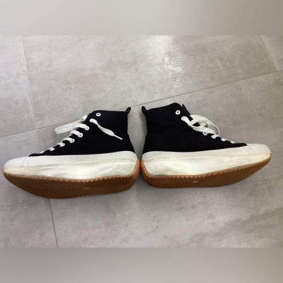 Madden Girl Winnona chunky heel tennis shoes. Size 8 - Black - Picture 5 of 10